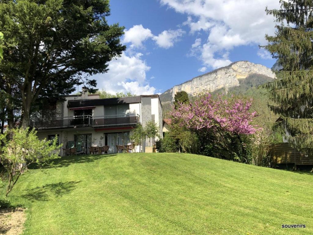 Au Pied Du Vercors Tout Est Permis La Riviere  Exterior foto